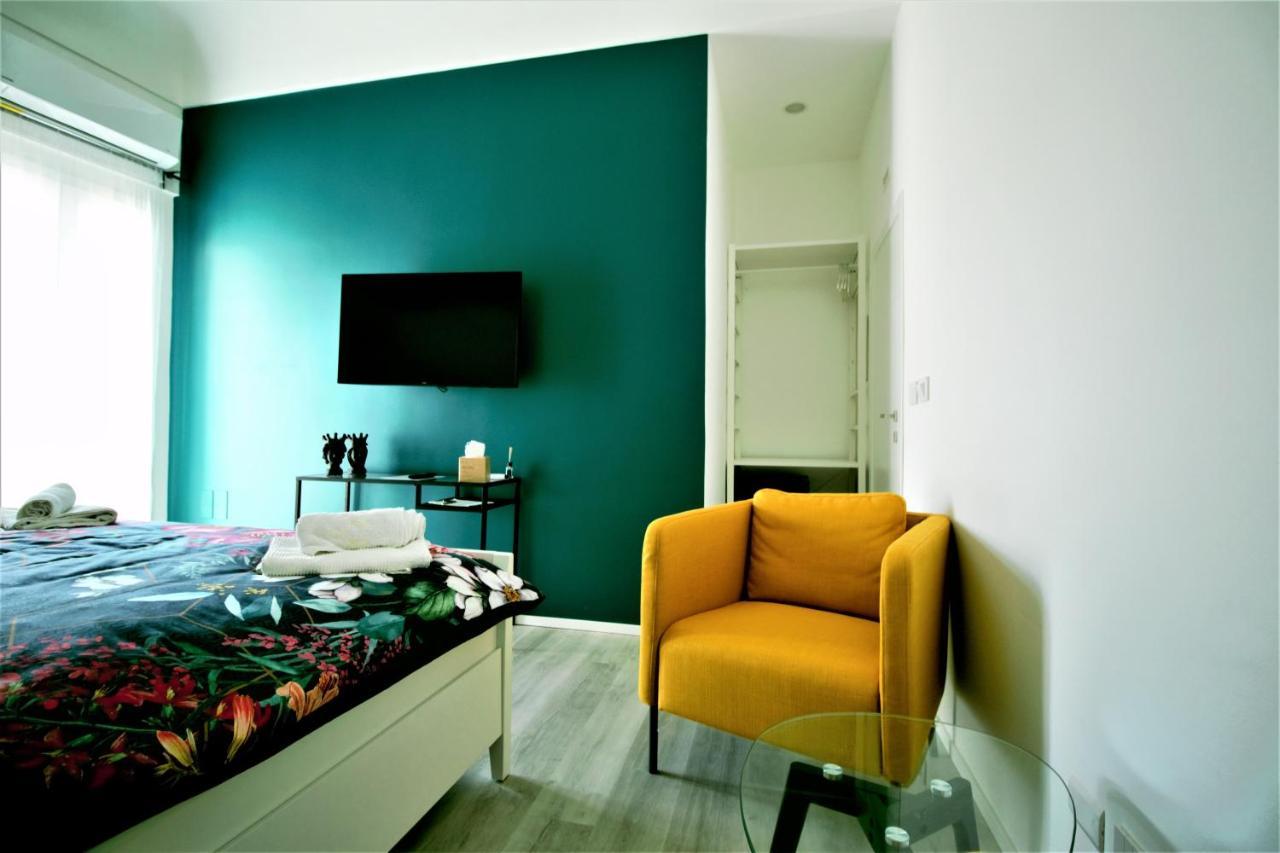 Double Room with Balcony,1198614700:JPEG